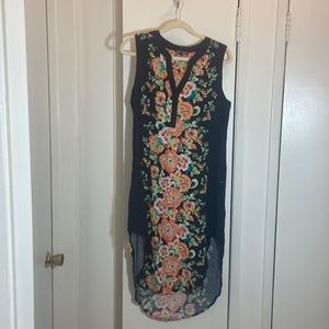 Women’s swimsuit cover-up